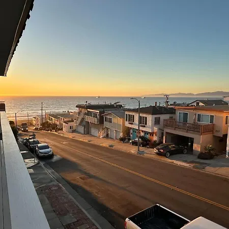 Manhattan Beach Modern Panoramic Sea View